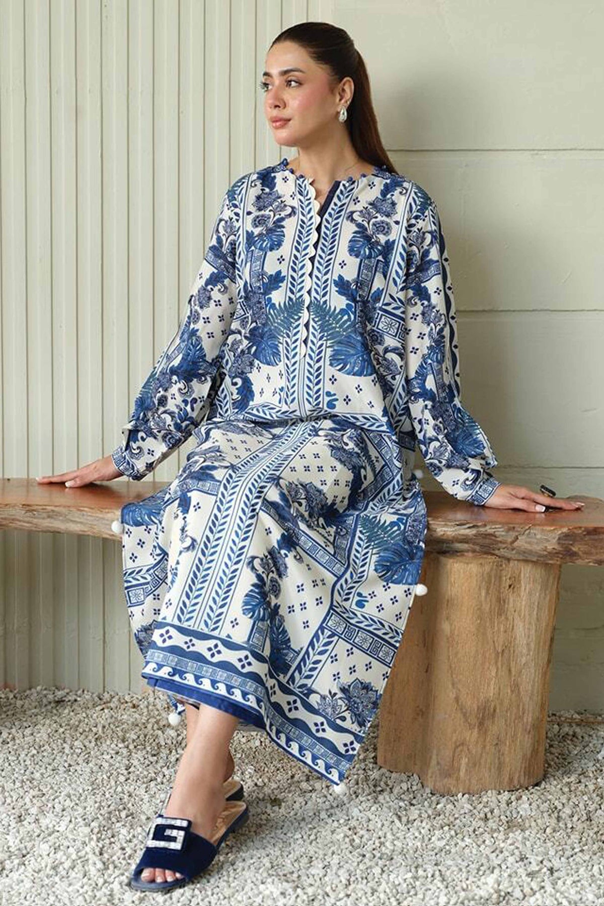 Noura Printed Moss Crepe Outfit with Trouser 944
